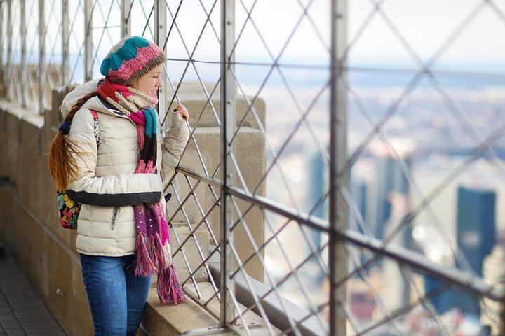 Fifth Avenue Mansions Walking Tour with Top of the Rock Tickets and Optional Beam (10/12)