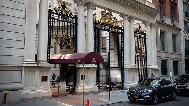 Gilded Age Self-Guided Audio Tour: Fifth Avenue's Millionaire's Row (2/10)