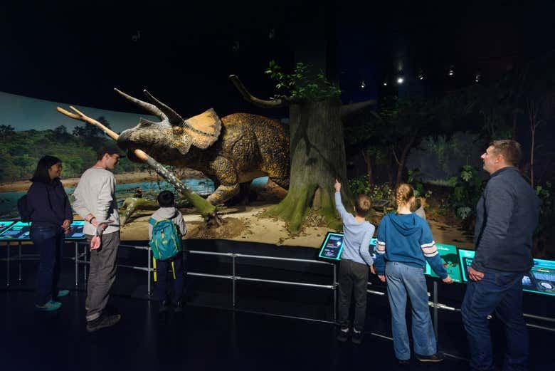 American Museum of Natural History Tickets with Special Exhibition Options (7/9)