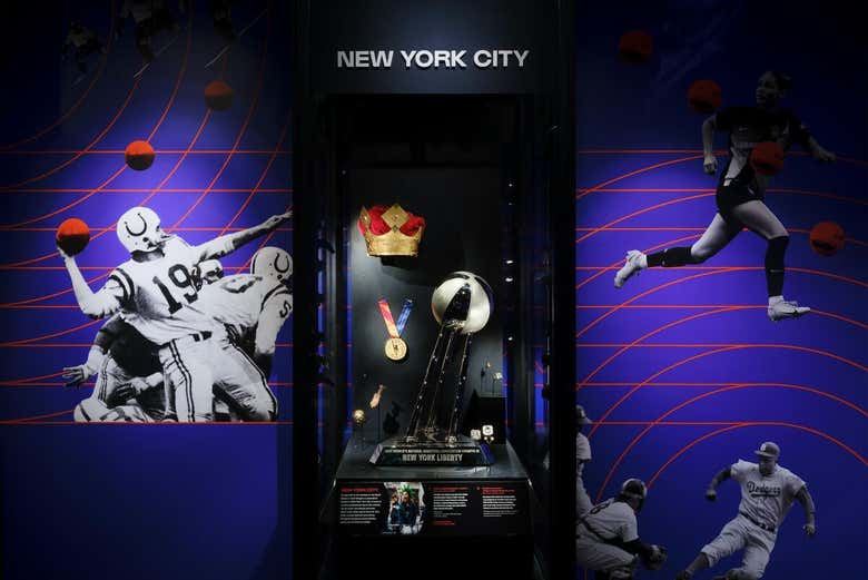 American Museum of Natural History Tickets with Special Exhibition Options (8/9)