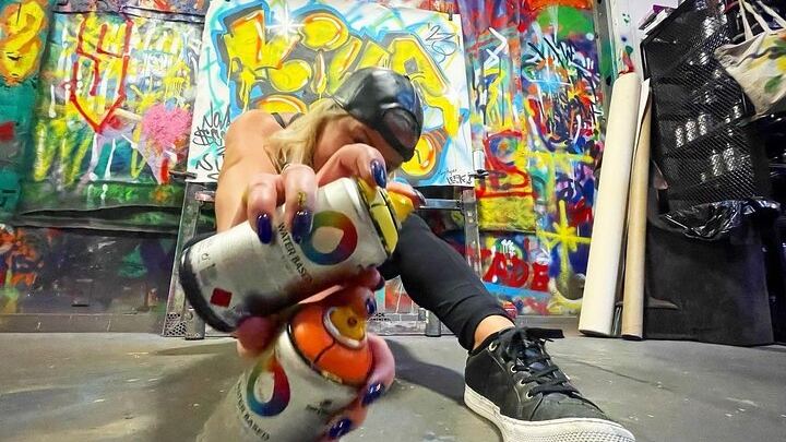 Brooklyn Graffiti Workshop: Paint Your Own Piece in Bushwick (1/10)
