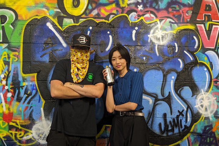Brooklyn Graffiti Workshop: Paint Your Own Piece in Bushwick (3/10)