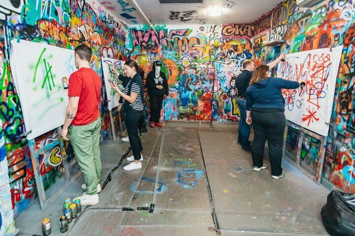 Brooklyn Graffiti Workshop: Paint Your Own Piece in Bushwick (8/10)