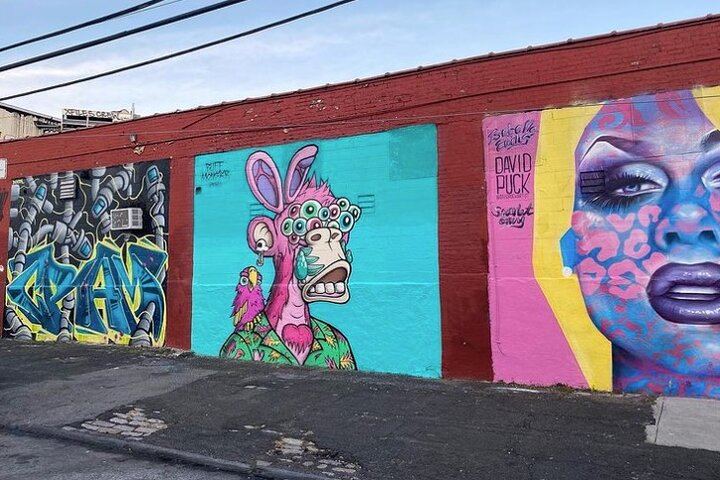 Bushwick Street Art Tour with a Graff Tours Guide, Brooklyn (2/8)