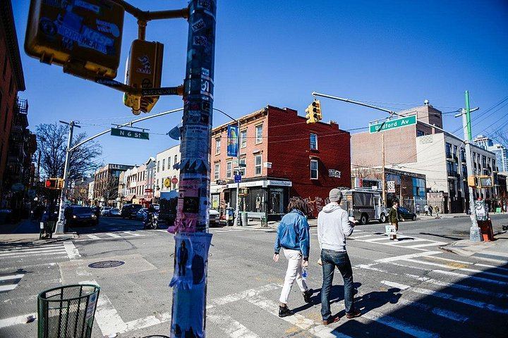 Bushwick Street Art and Williamsburg Walking Tour in French (8/8)