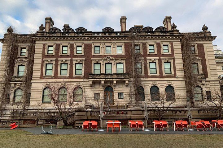 Private Fifth Avenue Gilded Age Mansions Walk, Plaza Hotel to 92nd Street (6/10)