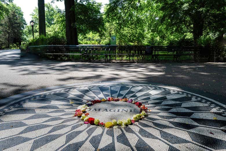 Central Park Free Walking Tour: Bethesda Terrace to Strawberry Fields (7/7)