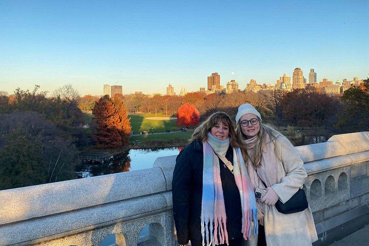 Central Park Guided Walk in English or Spanish: Landmarks and Quiet Corners (4/11)