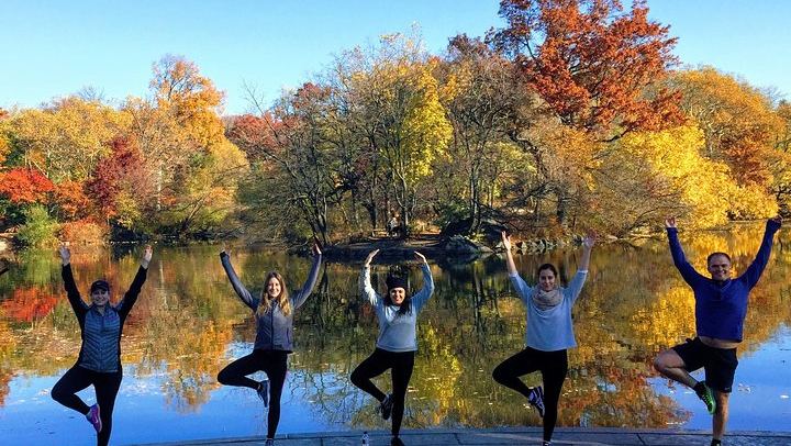 Central Park Sunrise Power Walk with Yoga Stretches (2/9)