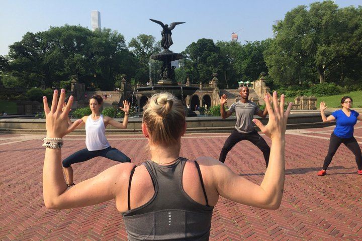 Central Park Sunrise Power Walk with Yoga Stretches (8/9)