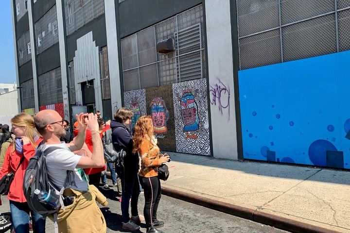 Bushwick Graffiti and Street Art Walking Tour in Brooklyn (7/12)