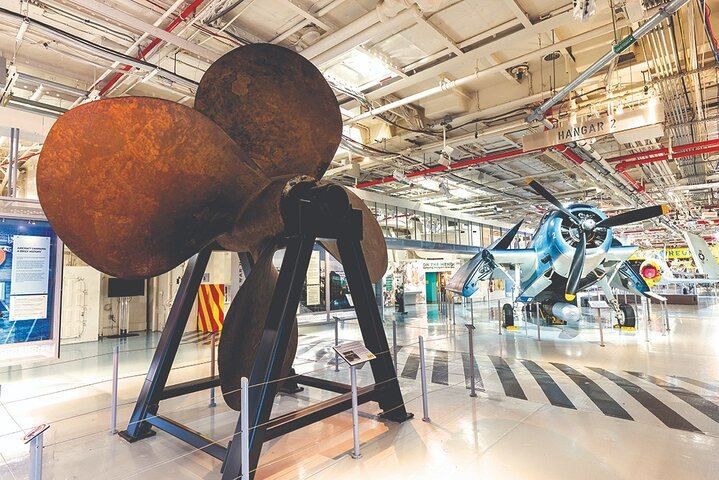 Intrepid Museum Admission: Aircraft Carrier, Space Shuttle and Submarine (6/10)