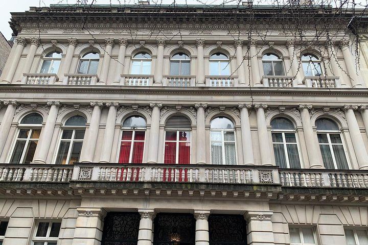 Private Fifth Avenue Gilded Age Mansions Walk, Plaza Hotel to 92nd Street (10/10)