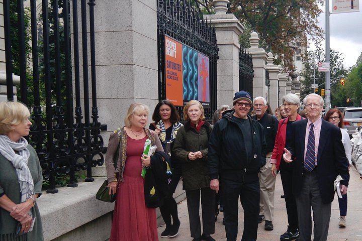 Film and Fiction Walking Tour of Carnegie Hill: Movie Locations on Museum Mile (5/12)