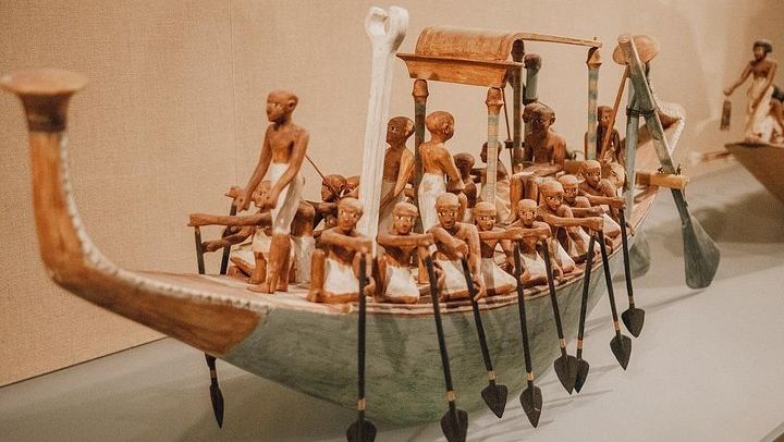 The Met Highlights Guided Tour for Small Groups of up to 18 (2/12)