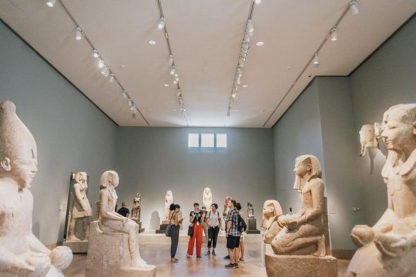 The Met Highlights Guided Tour for Small Groups of up to 18