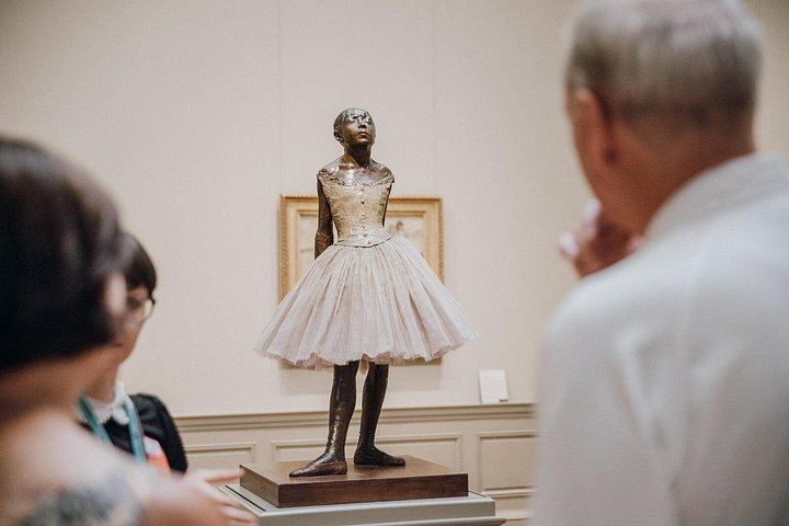 The Met Highlights Guided Tour for Small Groups of up to 18 (12/12)