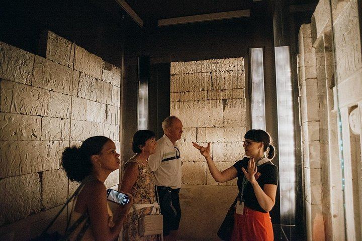 The Met Highlights Guided Tour for Small Groups of up to 18 (9/12)