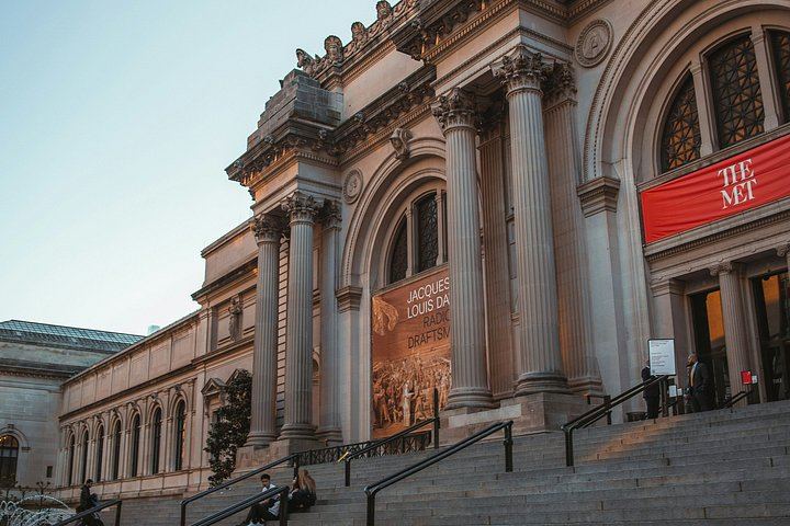 Met Museum Small-Group Tour: Egyptian, European and Asian Art with Admission (6/11)