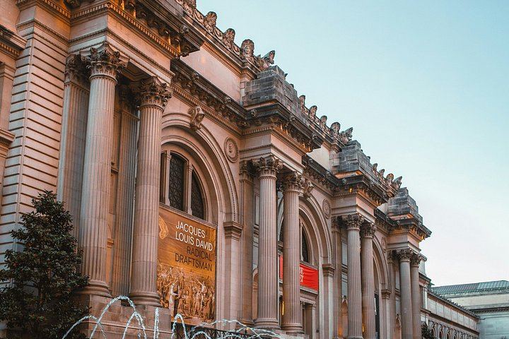 Met Museum Small-Group Tour: Egyptian, European and Asian Art with Admission (1/11)