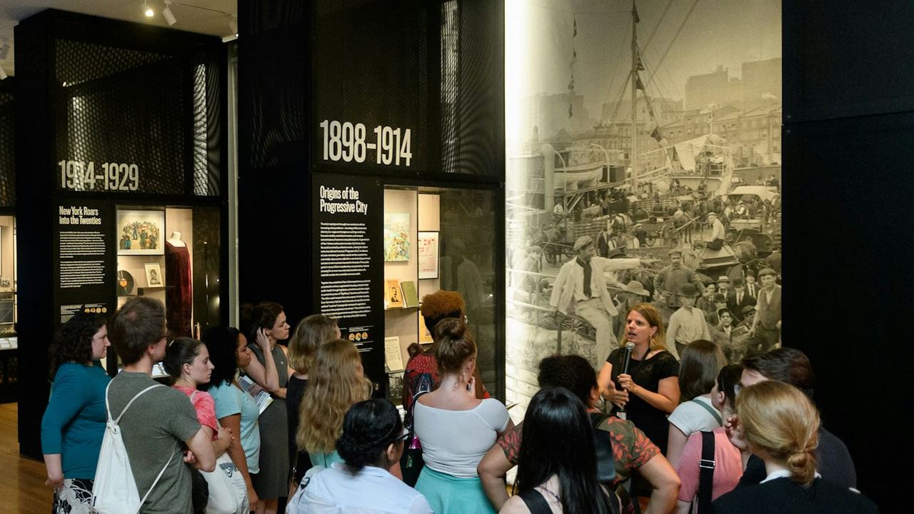 Museum of the City of New York Entry Ticket with Drop-in Tours (4/7)