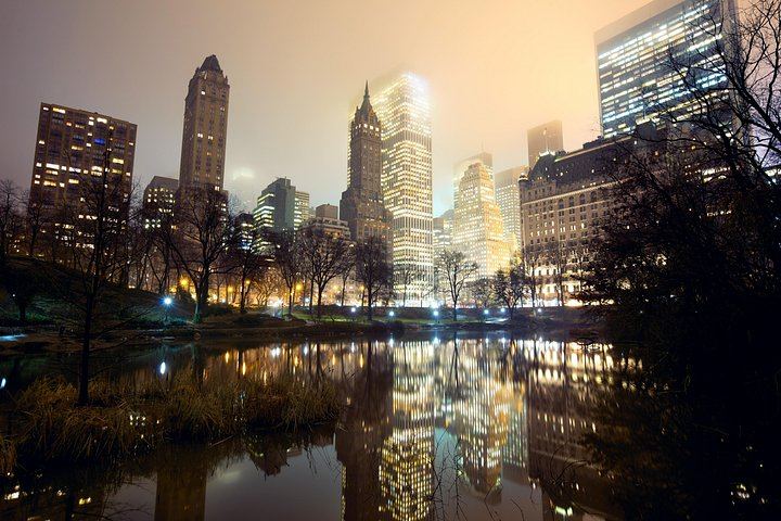 Central Park Night Photography Tour with a Professional Photographer (2/5)