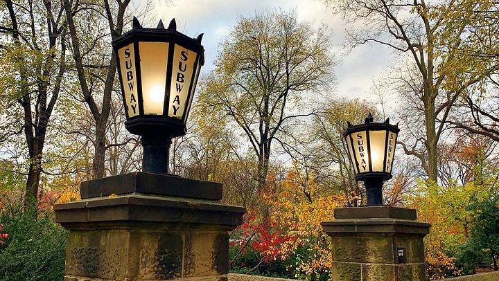Central Park Self-Guided Audio Tour: 4-Mile App Route to the Reservoir (1/6)