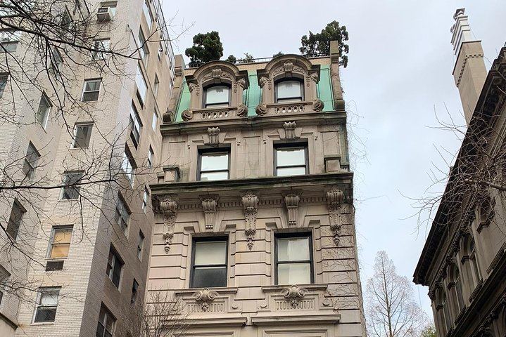 Private Fifth Avenue Gilded Age Mansions Walk, Plaza Hotel to 92nd Street (2/10)