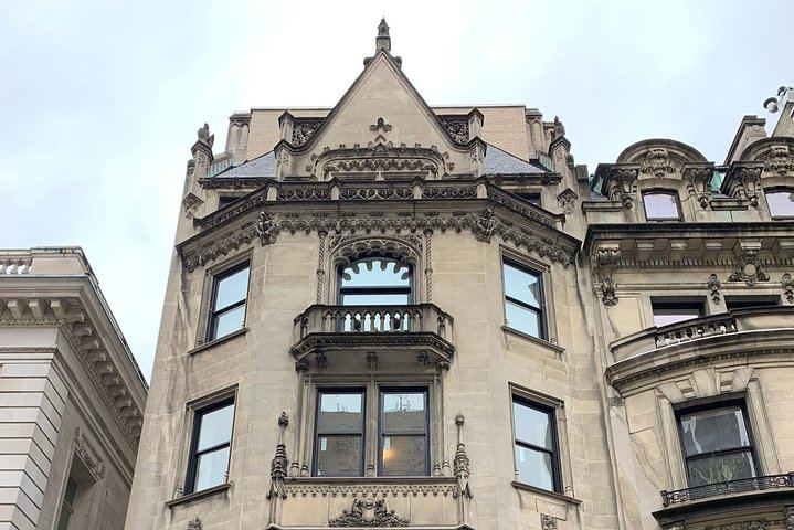 Private Fifth Avenue Gilded Age Mansions Walk, Plaza Hotel to 92nd Street (3/10)