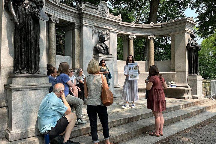 Bowery Boys Walking Tour: Gilded Age Mansions of Fifth Avenue, 70th to 91st Street (7/8)