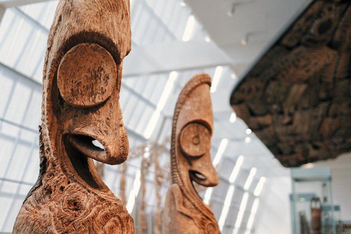 Met Museum Highlights in Two Hours with an Expert Guide (5/12)