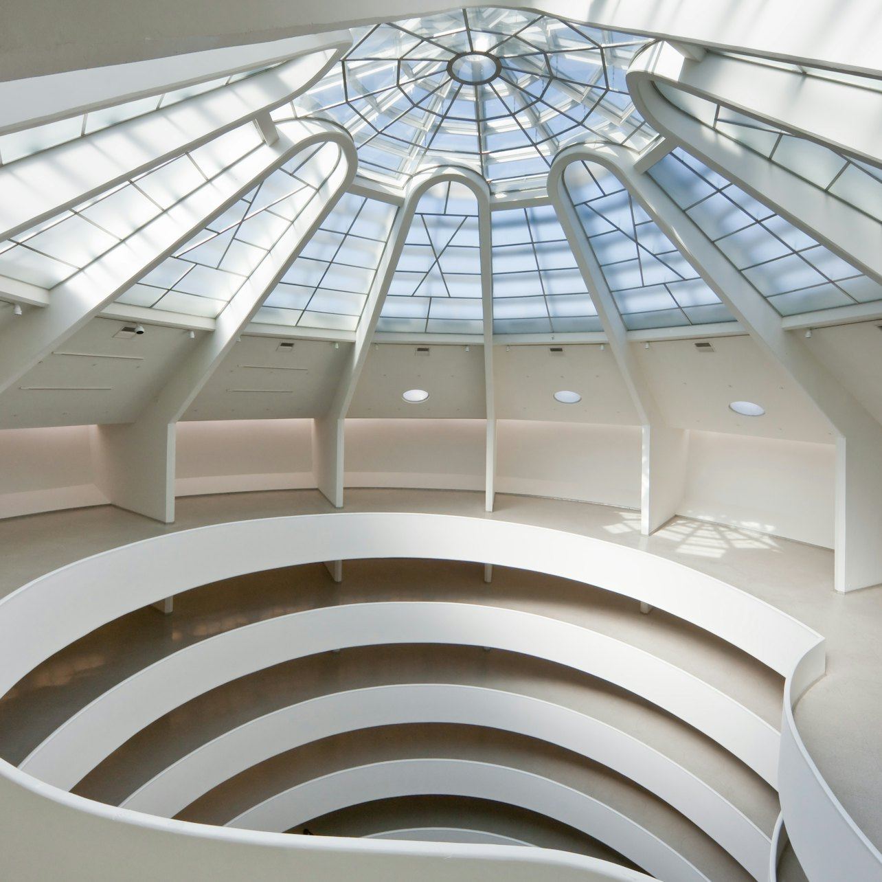 Guggenheim Museum Ticket: Permanent Collection and Temporary Exhibitions (3/7)