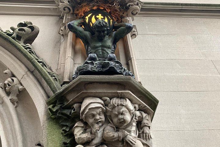 Private Fifth Avenue Gilded Age Mansions Walk, Plaza Hotel to 92nd Street (4/10)