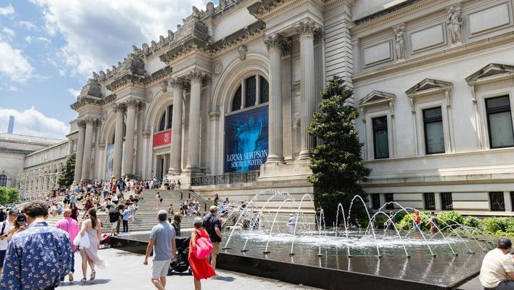 The Met Private Tour: Masterpieces with an Art Historian (2/12)