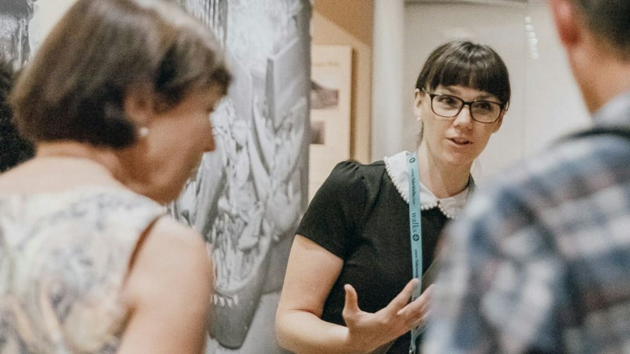 Metropolitan Museum of Art Ticket and Guided Tour with a Storyteller Guide (2/9)