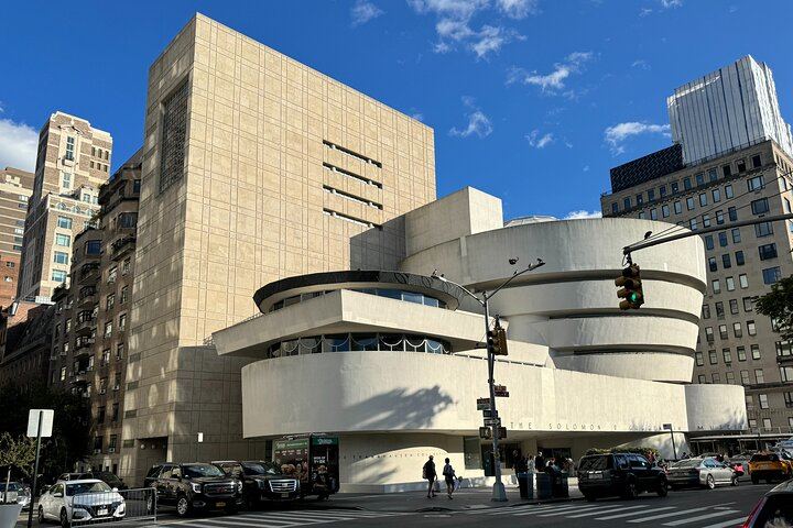 Upper East Side Architecture Walking Tour: Gilded Age Mansions to the Guggenheim (11/12)