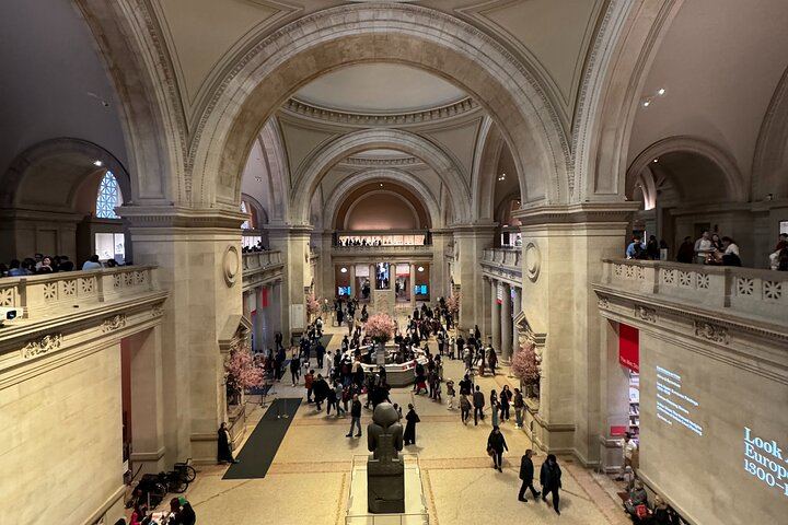 Upper East Side Architecture Walking Tour: Gilded Age Mansions to the Guggenheim (9/12)