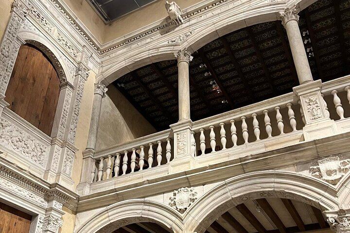 Metropolitan Museum of Art Guided Tour in Spanish with an Art Historian (6/10)