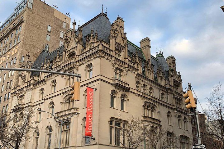 Private Fifth Avenue Gilded Age Mansions Walk, Plaza Hotel to 92nd Street (8/10)